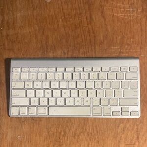 Apple wireless Magic Keyboard